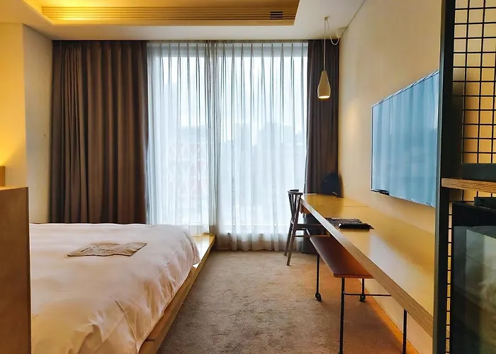 Glad Live Gangnam Hotel 4*